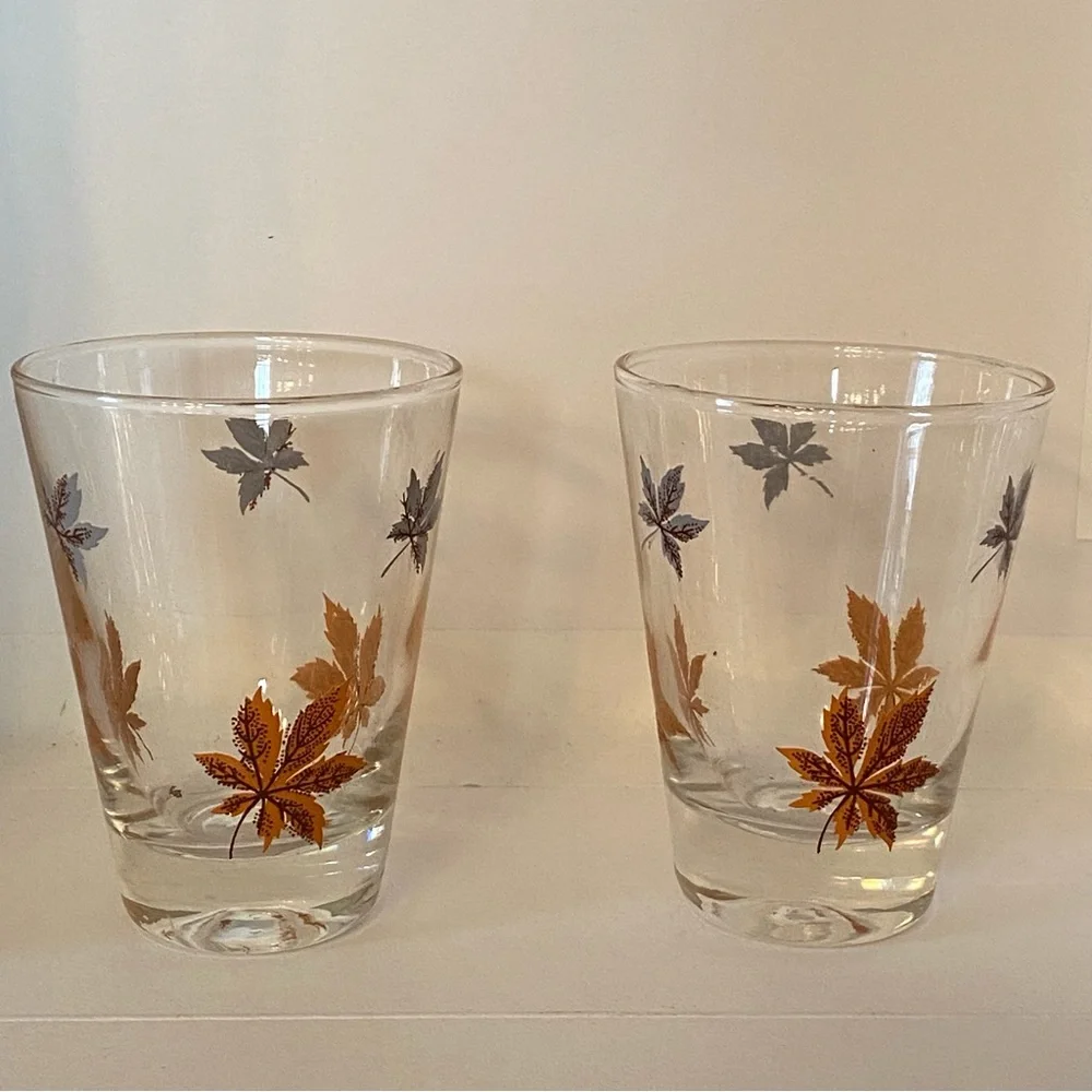 Vintage Set of 2 Bar Glasses or Juice Glasses 3.5” MCM Hollywood Regency EUC